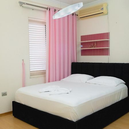 Albjona Guesthouse Tirana Esterno foto