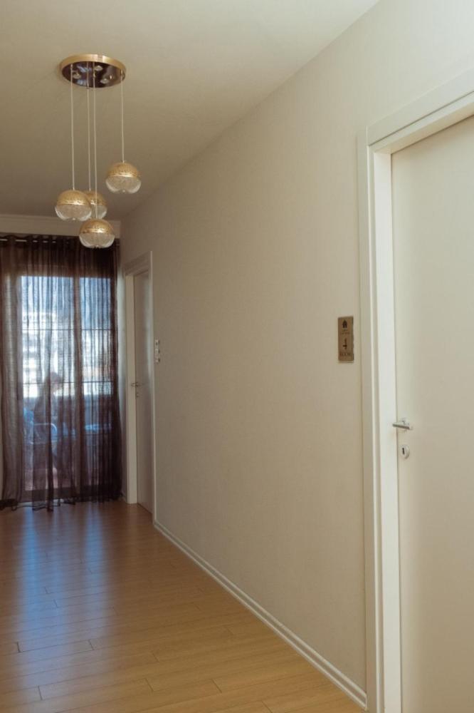 Albjona Guesthouse Tirana Esterno foto